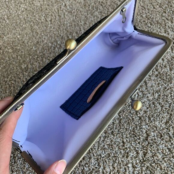 Handsewn Genuine Leather Floral Print Kisslock Clutch/Shoulder Bag/Evening Bag - Picture 13 of 14